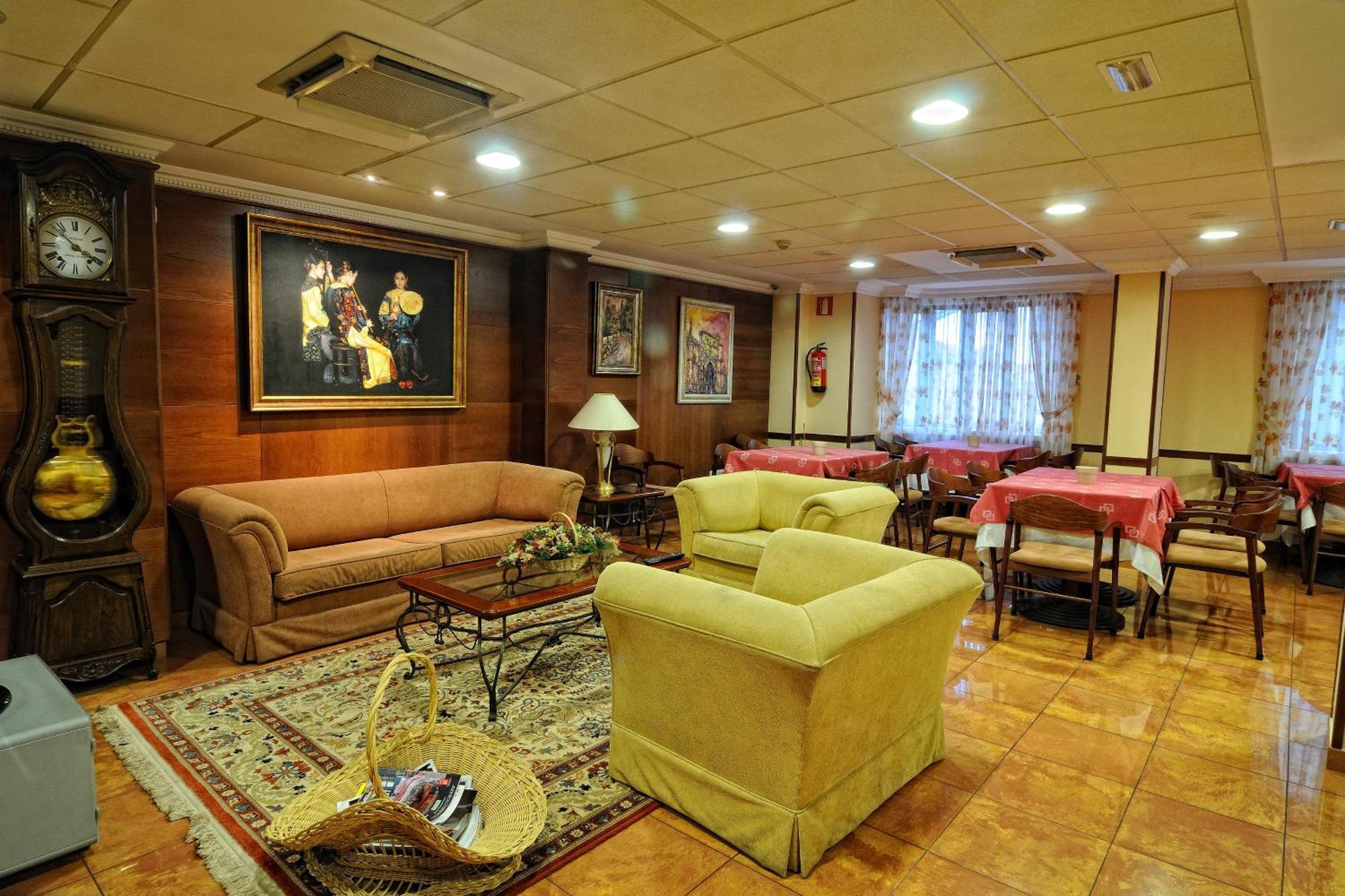 Hotel Alisi Аранда-де-Дуеро Екстер'єр фото