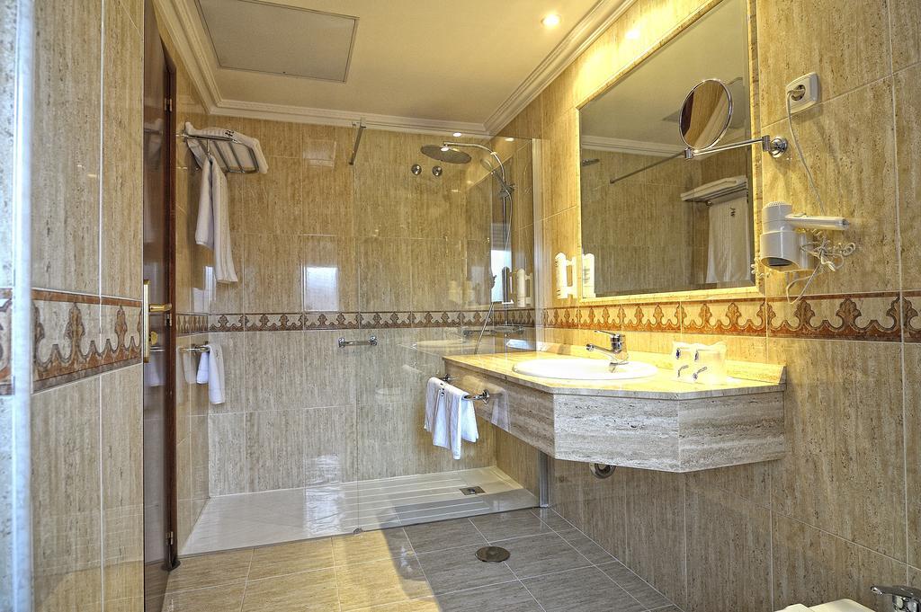 Hotel Alisi Аранда-де-Дуеро Екстер'єр фото